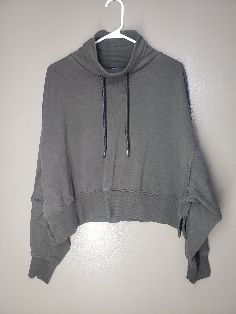 Old Navy Womens Cropped Sunday Fleece Gray Size Small High Neck 2021